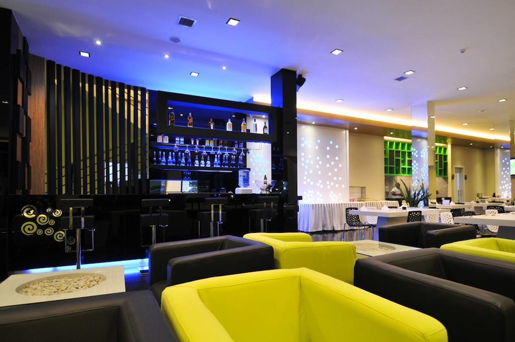 Ace Hotel Batam Nagoya Eksteriør billede
